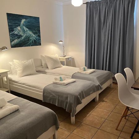 웨바 Pod Roza Economy B&B 외부 사진